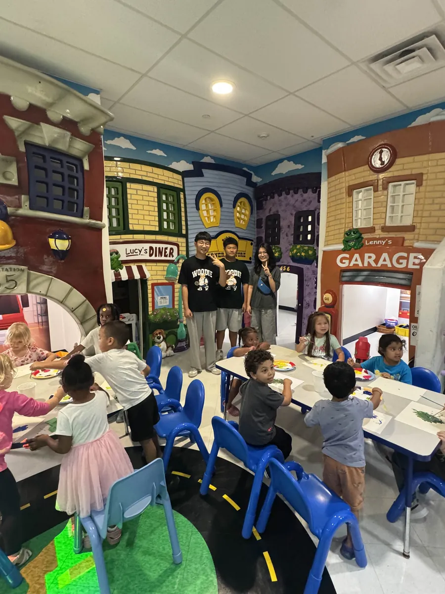 Students working together on a STEAMLabs experiment